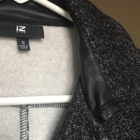 Lightweight jacket - Picture 3 of 5